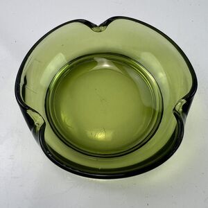 Vintage MCM Viking Glass Ashtray Tobacciana Green 4” AS IS